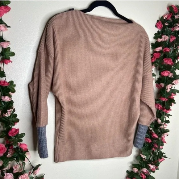 THML Pink Ribbed Sweater Blouse Long Sleeve Grey Cuffs Zip Detail Top Women’s S - Picture 3 of 5